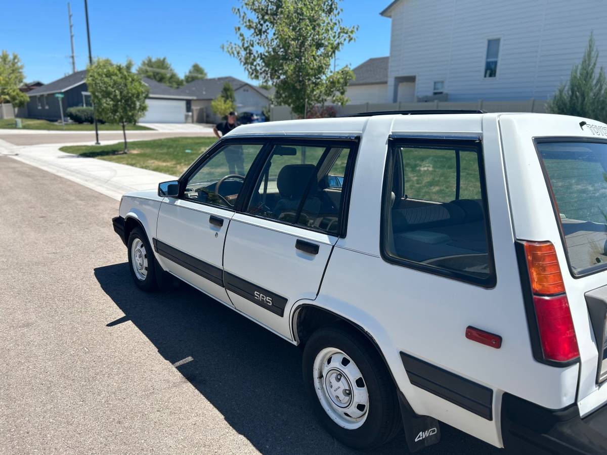 Toyota-Tercel-1986-3