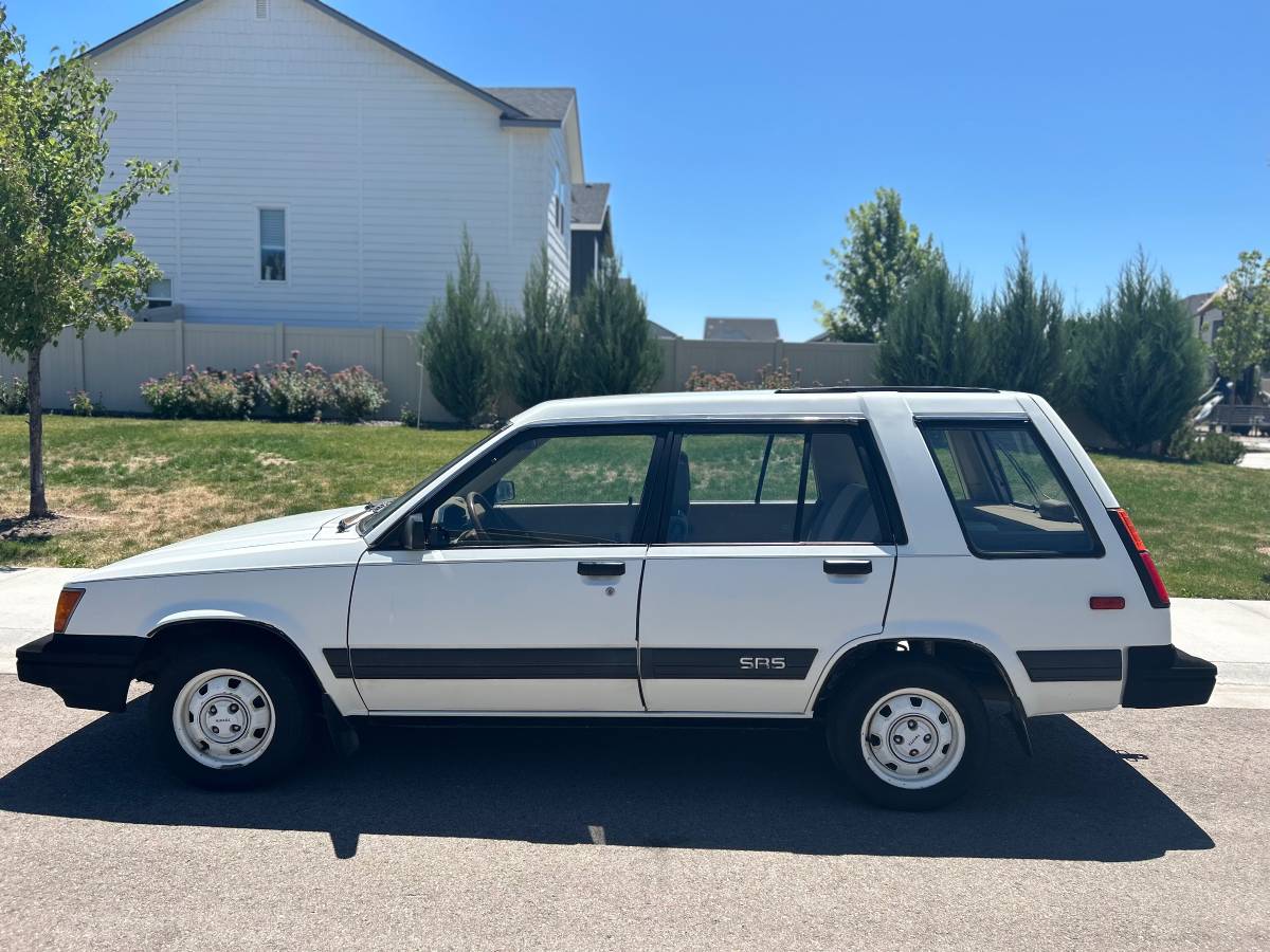 Toyota-Tercel-1986-5