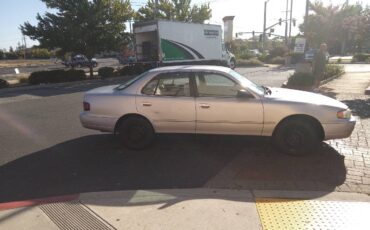 Toyota-camry-1995-brown