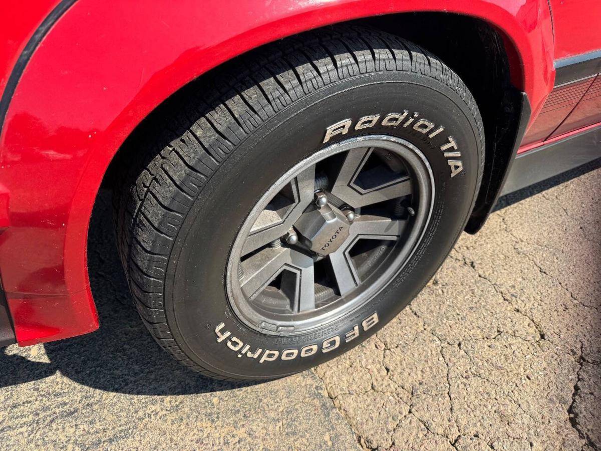 Toyota-celica-1984-red-3