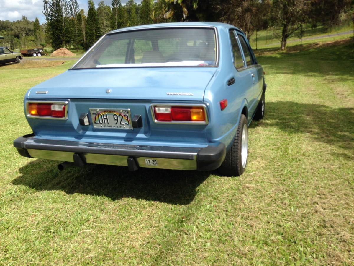 Toyota-corolla-1976-3