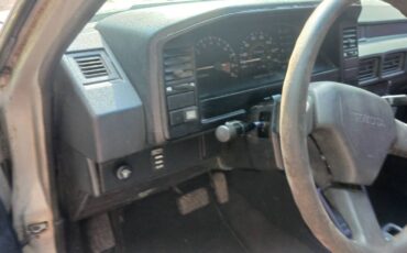 Toyota-corolla-1987-blue-5
