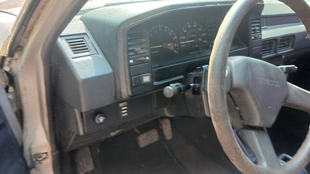 Toyota-corolla-1987-blue-5