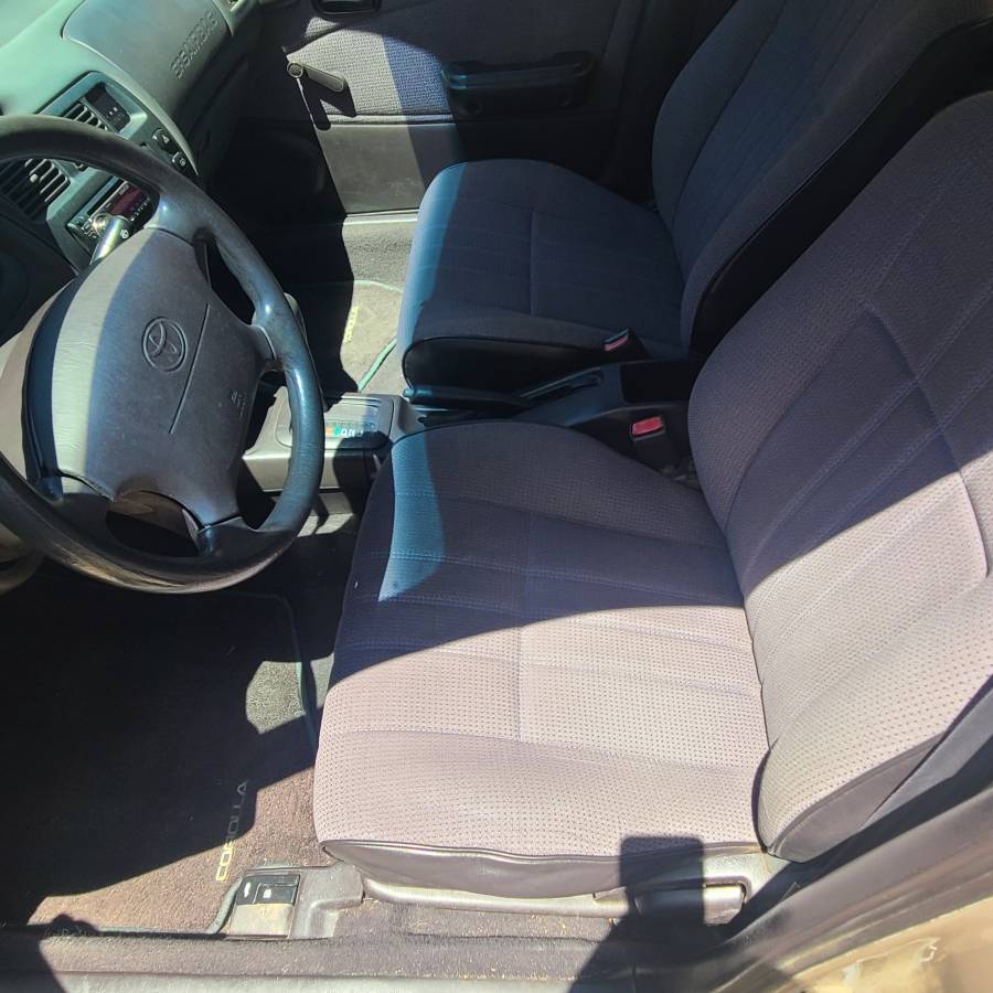 Toyota-corolla-1995-10