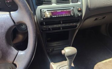Toyota-corolla-1995-4
