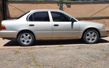 Toyota-corolla-1995