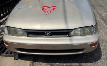 Toyota-corolla-1995-brown