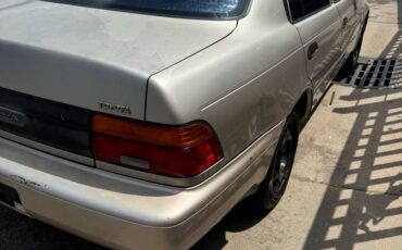 Toyota-corolla-1995-brown-4