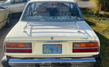 Toyota-corona-1977-white-4
