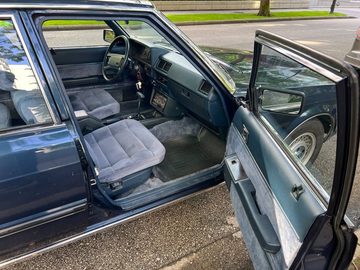 Toyota-cressida-1982-blue-4