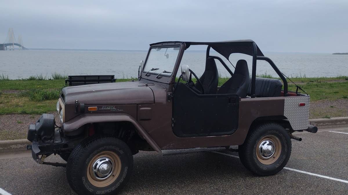 Toyota-fj40-land-cruiser-1971-brown-20