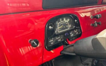 Toyota-fj40-landcruiser-1978-red-4