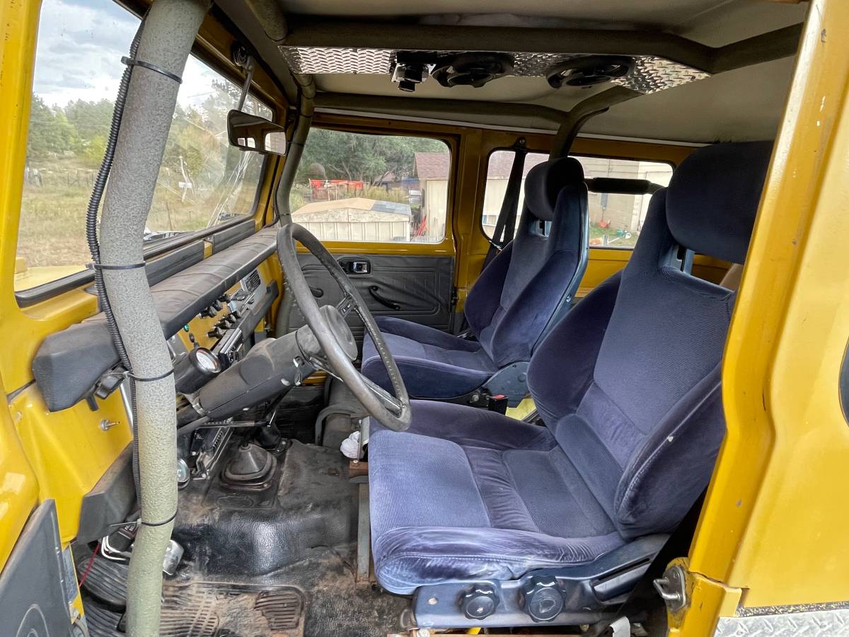 Toyota-land-cruiser-1976-3