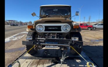 Toyota-land-cruiser-1977-brown