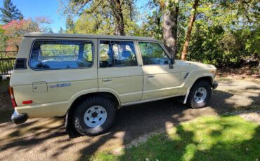 Toyota-land-cruiser-1983-4