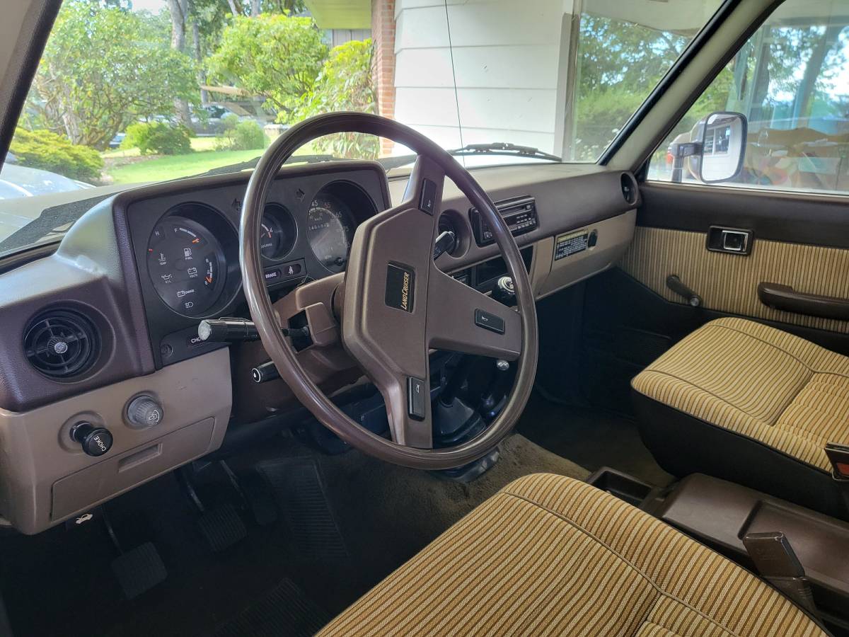 Toyota-land-cruiser-1983-7