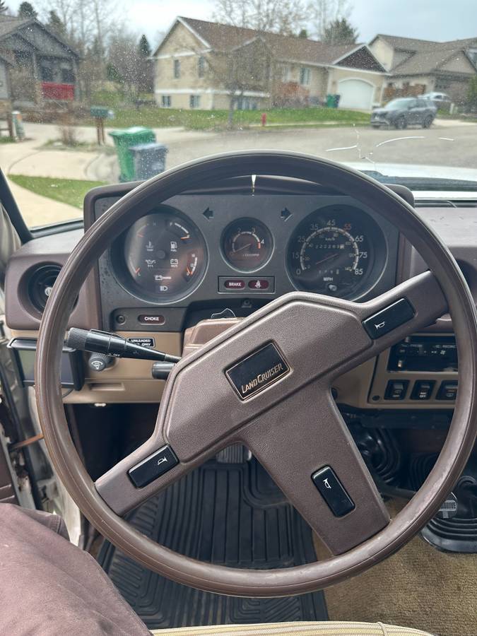 Toyota-land-cruiser-1983-white-15