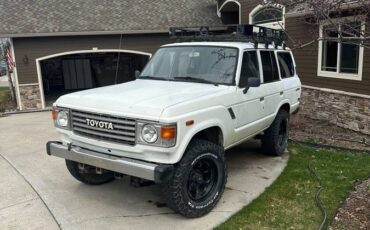 Toyota-land-cruiser-1983-white