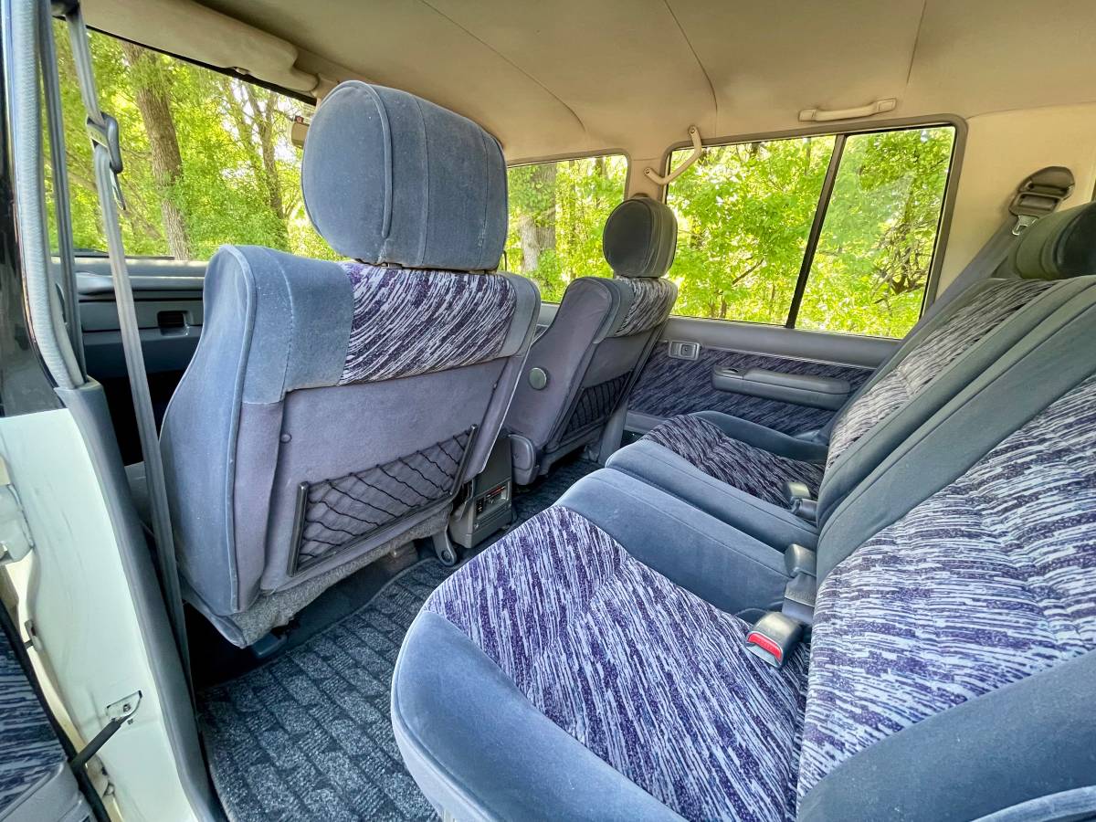Toyota-land-cruiser-diesel-1995-12