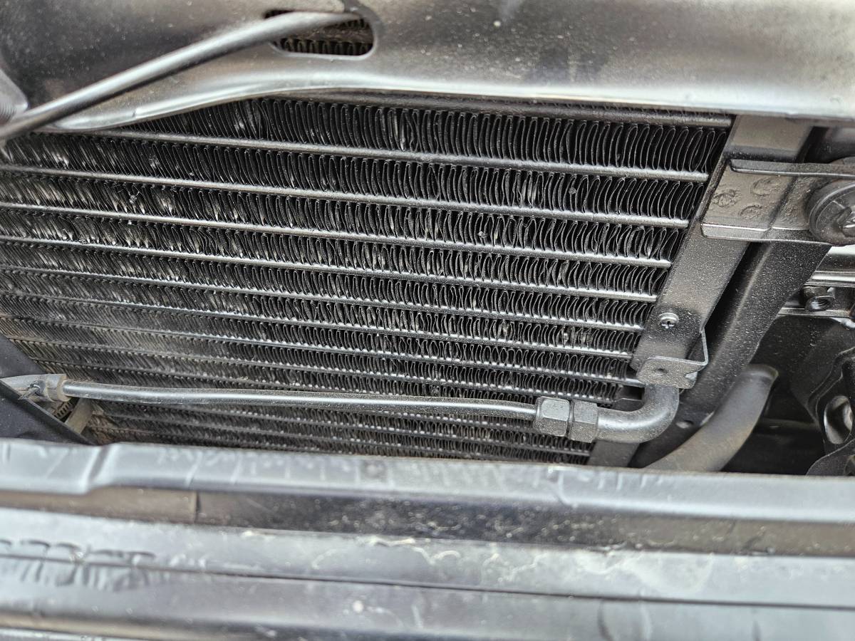 Toyota-land-cruiser-fj-62-1988-blue-10
