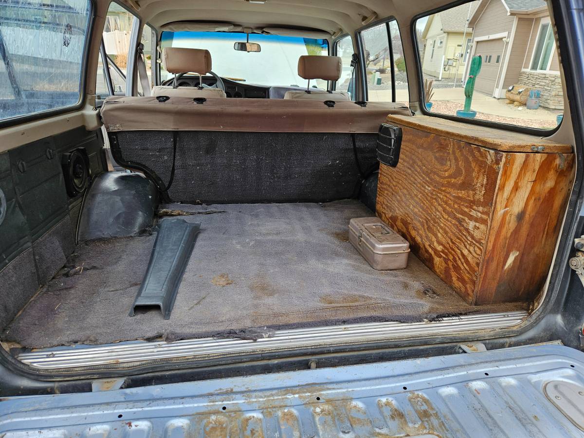 Toyota-land-cruiser-fj-62-1988-blue-12