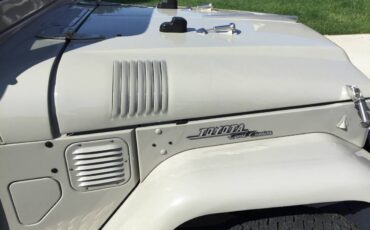 Toyota-land-cruiser-fj40-1971-custom-18
