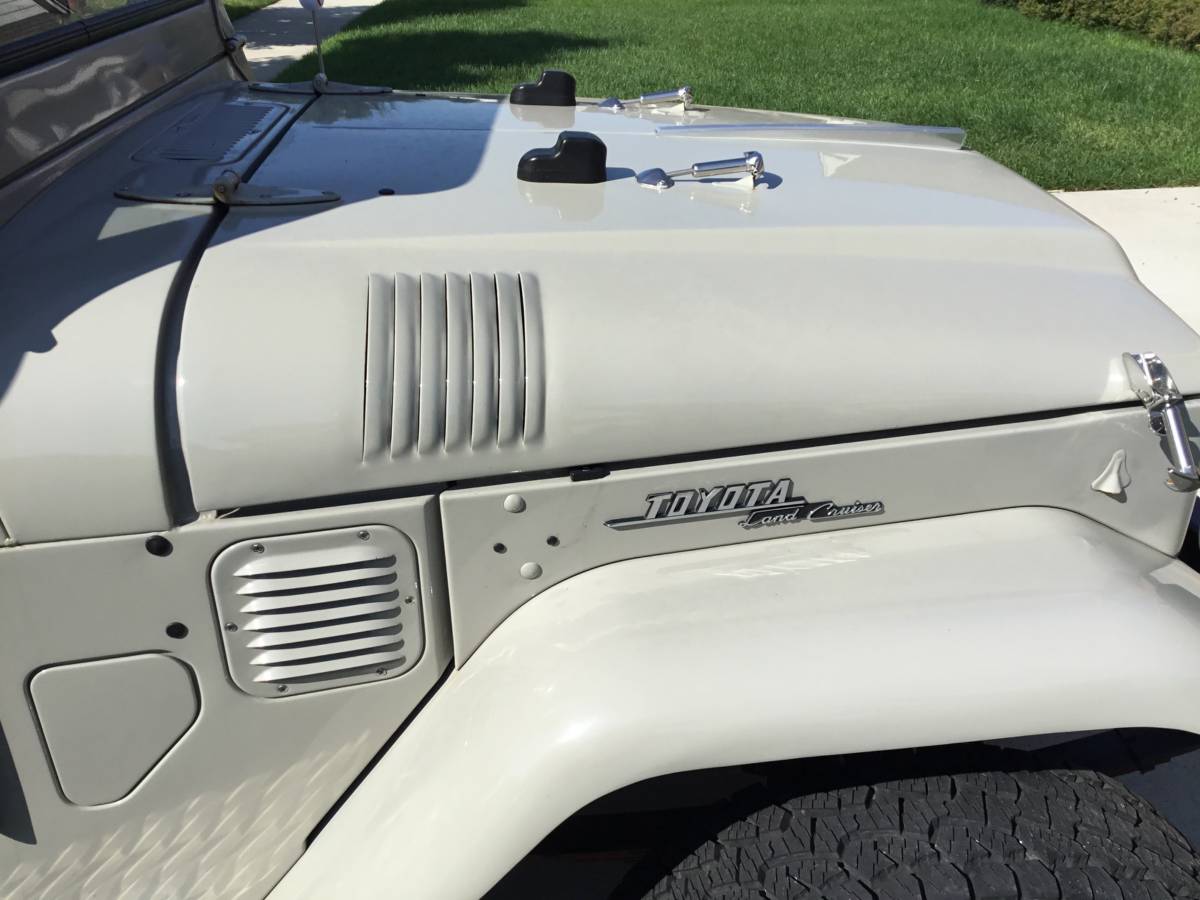 Toyota-land-cruiser-fj40-1971-custom-18