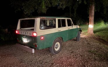 Toyota-landcruiser-1970-green-10