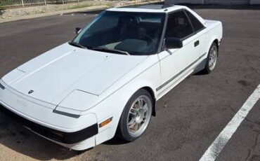 Toyota-mr2-1985-white-9