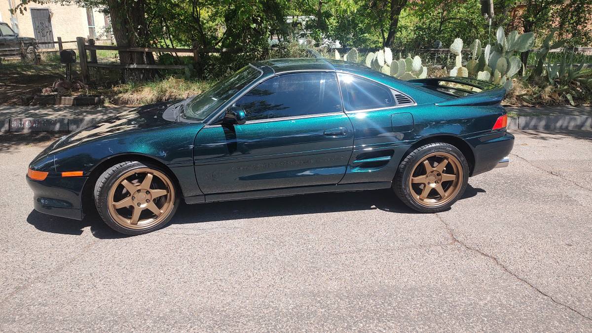 Toyota-mr2-turbo-t-bar-1993-green-14