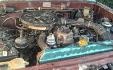 Toyota-pick-up-truck-1985-custom