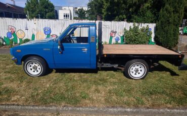 Toyota-pickup-1978-blue