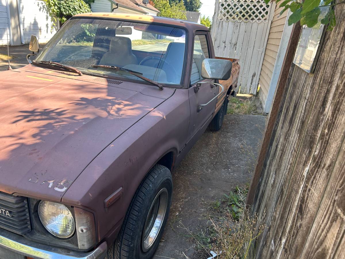 Toyota-pickup-1979-orange-3