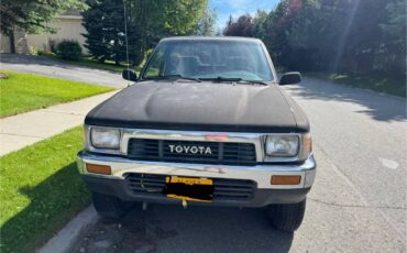 Toyota-pickup-1989-black-1