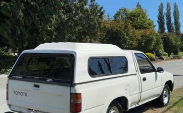 Toyota-pickup-1989-white-7