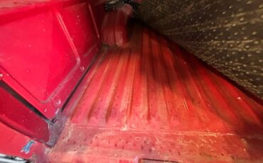 Toyota-pickup-4x4-1988-red-19