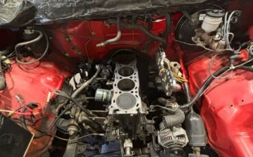 Toyota-pickup-4x4-1988-red-3
