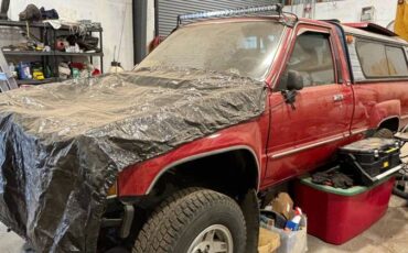 Toyota-pickup-4x4-1988-red