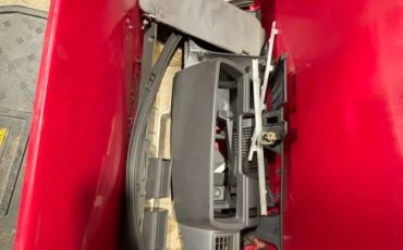 Toyota-pickup-4x4-1988-red-7