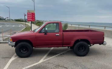 Toyota-pickup-truck-1995-red-1