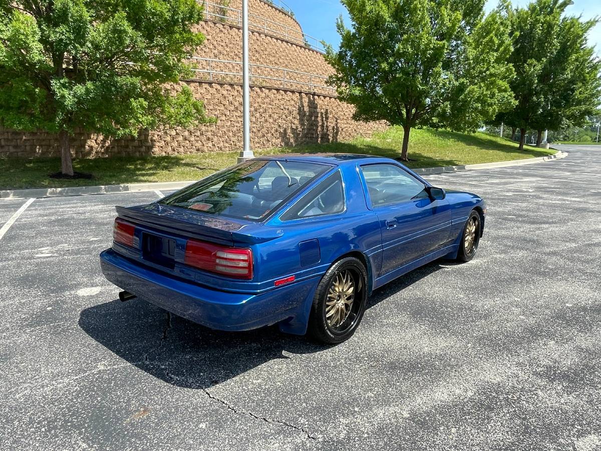 Toyota-supra-turbo-1987-2