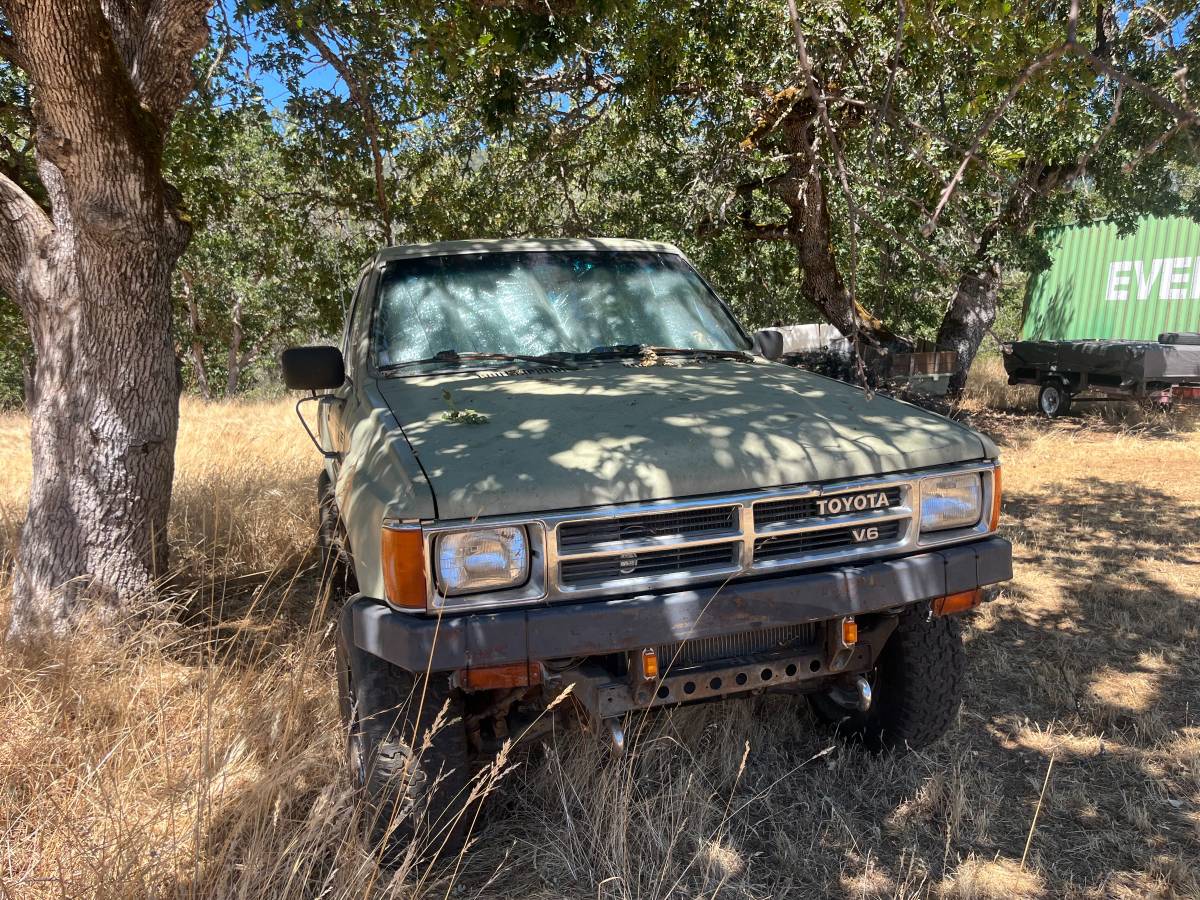 Toyota-tacoma-1988-1
