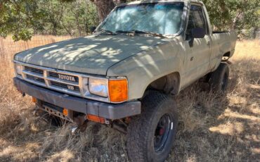 Toyota-tacoma-1988-2
