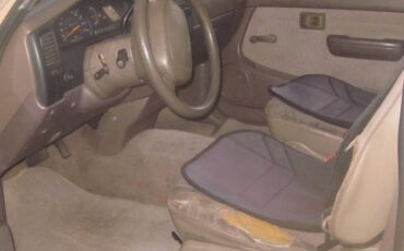 Toyota-tacoma-1995-brown-4