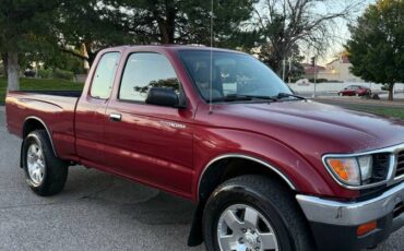 Toyota-tacoma-1995-red