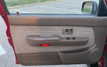 Toyota-tacoma-1995-red-7