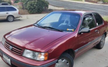 Toyota-tercel-1991-red