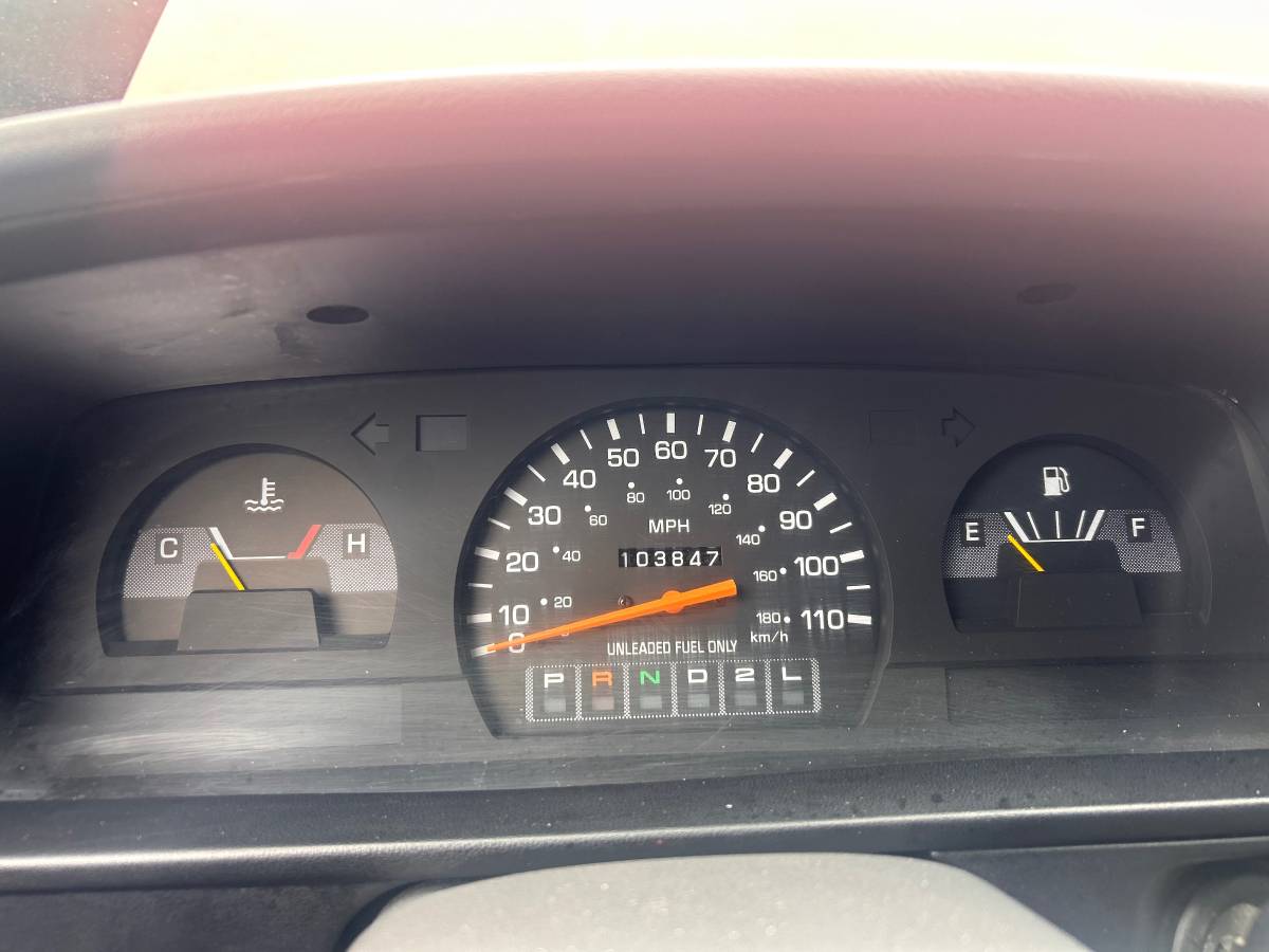 Toyota-truck-regular-cab-1992-red-12