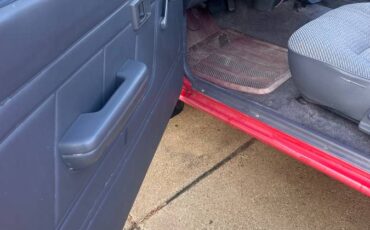 Toyota-truck-regular-cab-1992-red-13