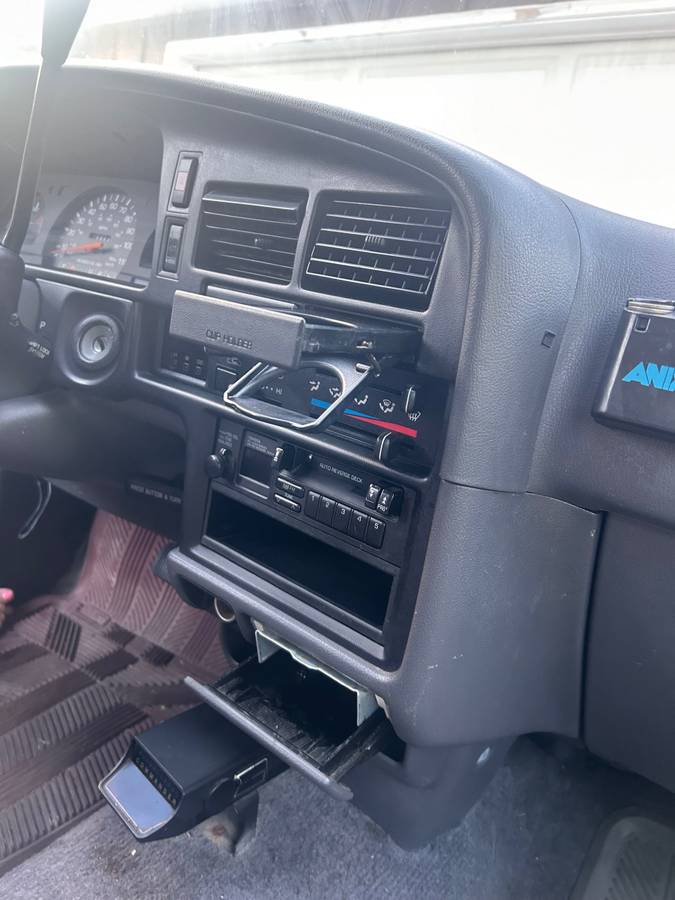 Toyota-truck-regular-cab-1992-red-18